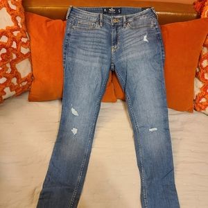 Hollister low rise super skinny jeans NWT